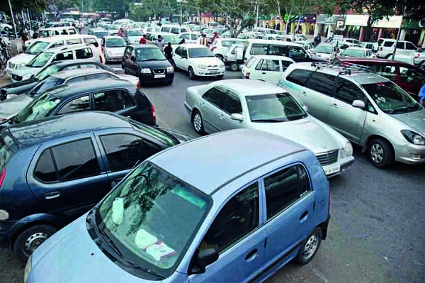 49% park cars in lots for less than 2 hours