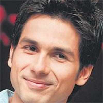 Shahid Kapoor likes it green