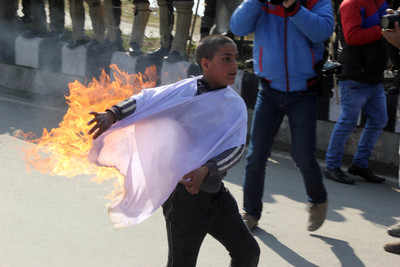 Minor immolates self during anti-demolition protest in Srinagar
