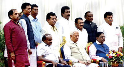 Karnataka Chief Minister HD Kumaraswamy inducts 8 ministers, giving more representation to North Karnataka