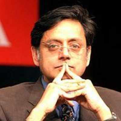 Shashi Tharoor gets death threat