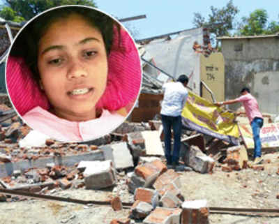 Woman claims demolition squad caused miscarriage
