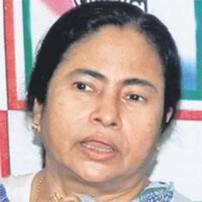 Mamata deeply hurt by Rahul's Left hook