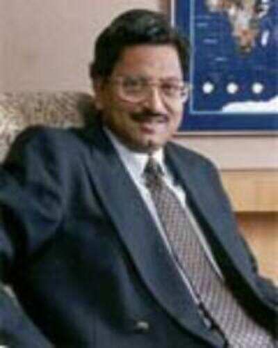 Bloggers blame Raju's stars