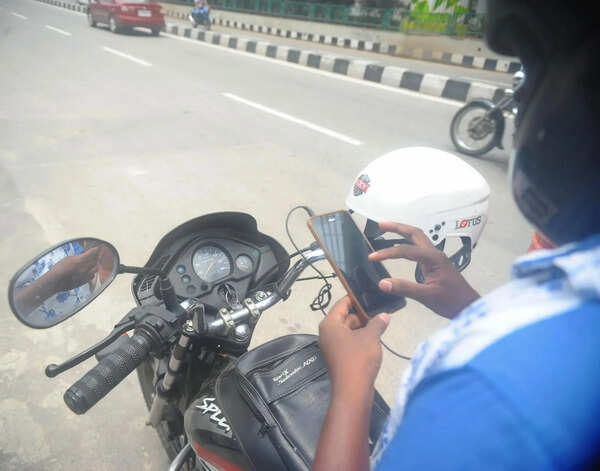 State police issues notice for removal of apps facilitating illegal bike taxi operations in Maharashtra