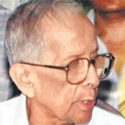 We're not shifting from our stand: Jyoti Basu