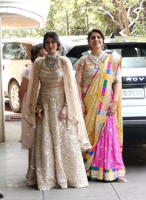 Ranbir Kapoor-Alia Bhatt wedding: Neetu Kapoor and Riddhima Kapoor Sahni look breathtaking in ethnic outfits.
