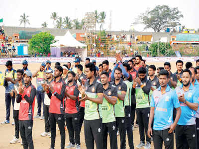 From cheerleaders to big bucks, colony cricket in Bengaluru set to get IPL-like appeal