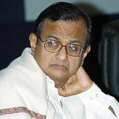 Chidambaram offers to resign over massacre, PM rejects resignation