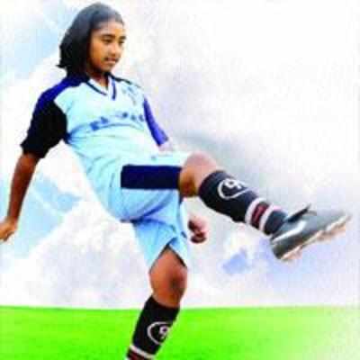 Vashi girl chips in for India's win at Colombo football fest