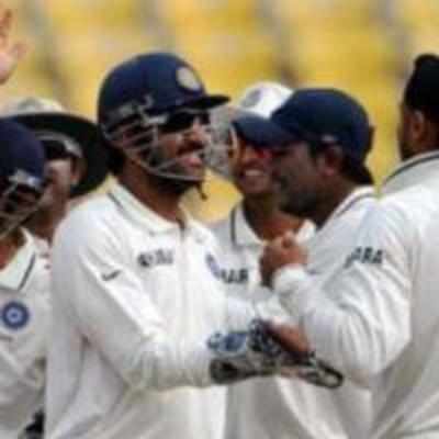 India crush NZ, clinch series