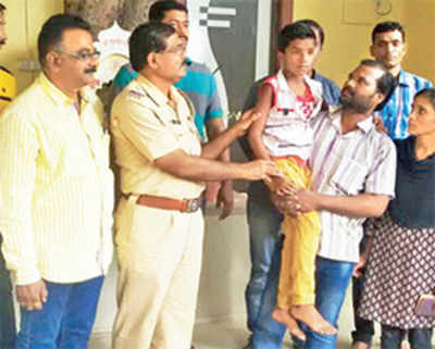 Vasai worker, sidekick held for kidnapping 11-year-old