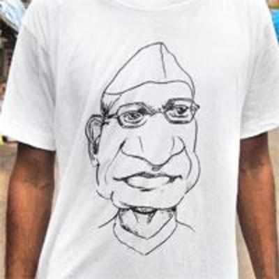 Anna Hazare replaces netas on Govindas' T-shirts