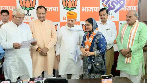 Manesar mayor, 8 councillors join BJP, saffron sweep of corporations now complete