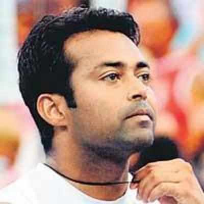 Paes chases record-equalling Grand Slam title