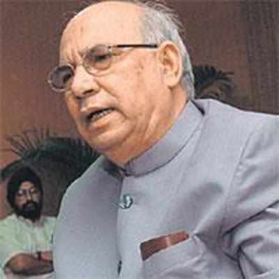 '˜Who is CEC to report Chawla?'
