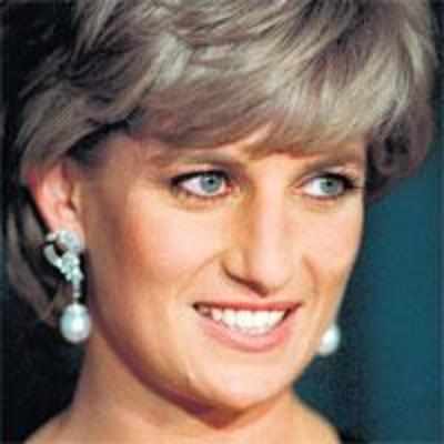 MI6 '˜did not monitor Diana, but had file on Dodi's father'