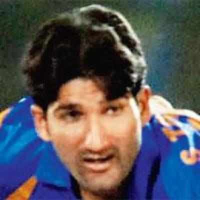 Injured Tanvir axed from Pakistan's World Cup squad