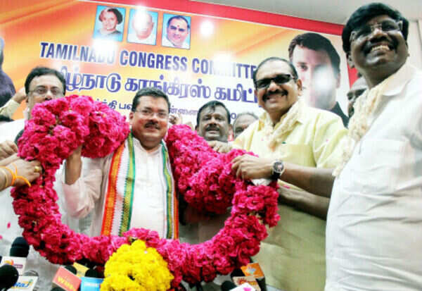Peter leads prodigals back to Congress