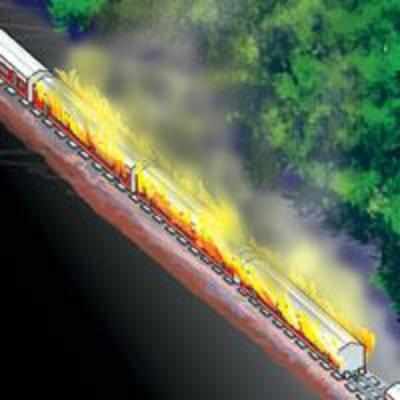 Fire engulfs 3 Rajdhani coaches, no one hurt