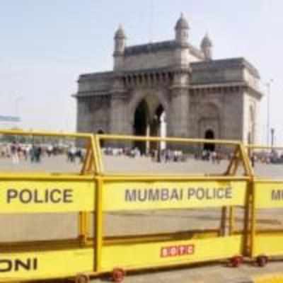 Police tighten security around Taj, Gateway