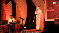 City singer renders songs from the 50s 