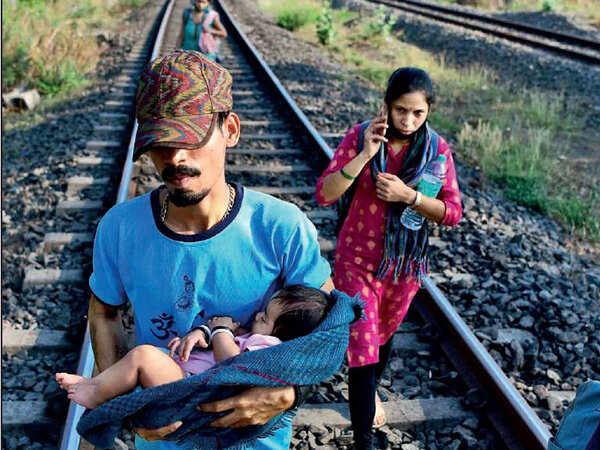 After lockdown, migrant trail to villages passes over railway lines