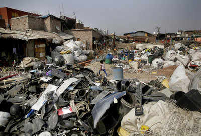 BMC law panel rejects demand to slash fine on Mumbai plastic ban