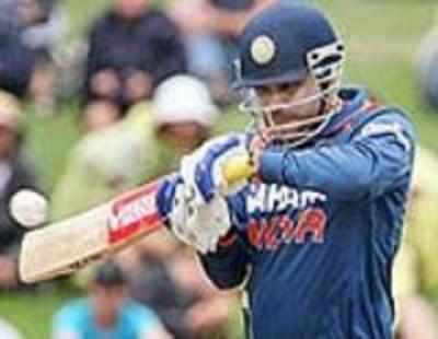 1st ODI: India in command in Napier