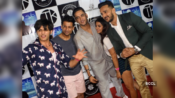 Bigg Boss fame Vikas Gupta throws a pyjama party on his birthday; popular TV celebs attend the bash