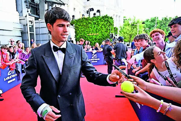 French Open worry: Carlos Alcaraz spotted with wrist cast at Laureus, injury clouds return