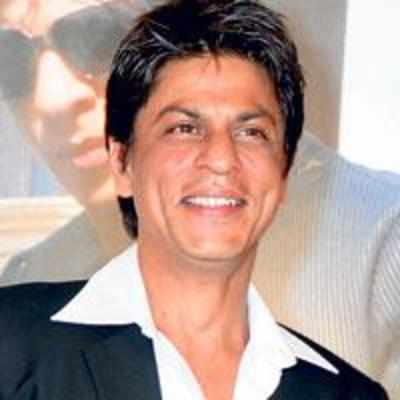 SRK joins Facebook