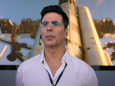 Mission Mangal vs Batla House Box Office Collection Day 2: Akshay Kumar’s film earns Rs 16.7 crore; John Abraham starrer mints 7.25 crore