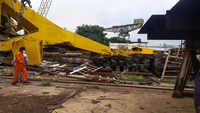 Vizag: Many feared dead as crane collapses at Hindustan Shipyard Limited 