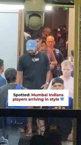Mumbai Indians Step Out Together, Fans Go Into Frenzy