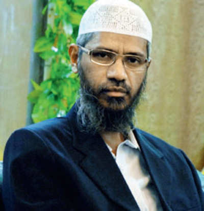 B’desh bans Zakir Naik’s Peace TV over ‘provocative’ speeches