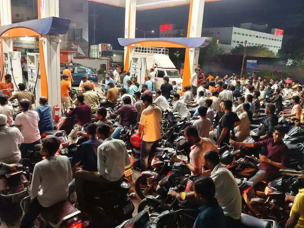 Fuel rationing enforced in Chhatrapati Sambhajinagar, Jalna, Nanded