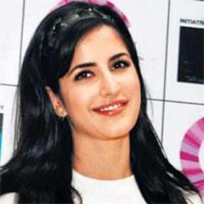 Katrina makes her Bhojpuri debut