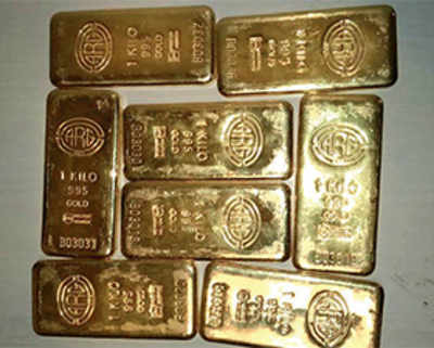 Customs seize gold bars worth Rs 1.99 cr
