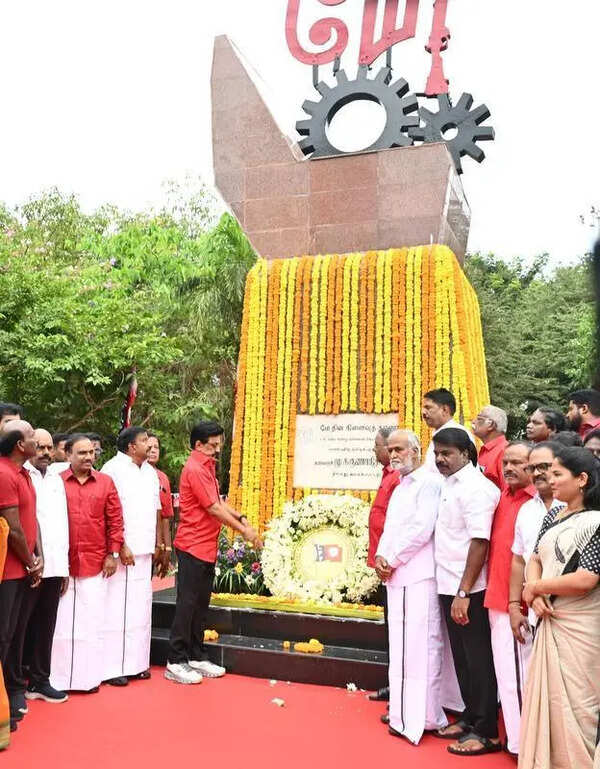 Hard work of DMK cadres will bear fruit on May 4, says Stalin