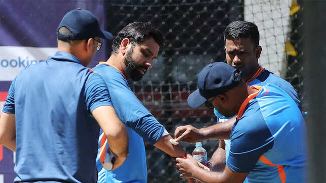 Rohit Sharma injury scare for India ahead of semi-final