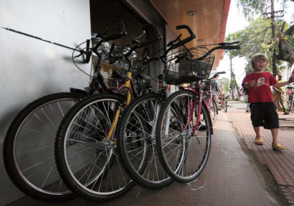 Kochi gives thumbs up to bicycles