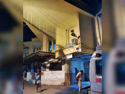 20-year-old leaps from Sion hospital ledge, lands on guards