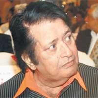 Manoj Kumar finally gets Shanti