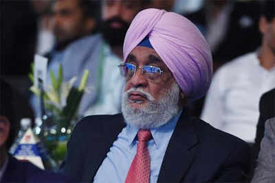 Mahindra Scorpio TOISA: Hockey legend Ajit Pal Singh bestowed with Lifetime Achievement Award