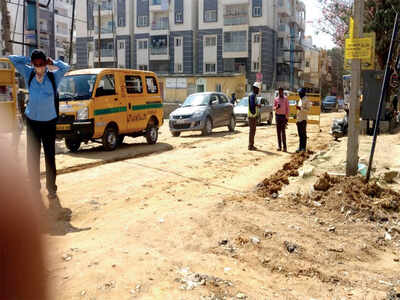 It’s a health hazard to live along Yelanahalli Main Road