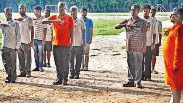 RSS morning drill makes debut in JU ‘Red Fort’