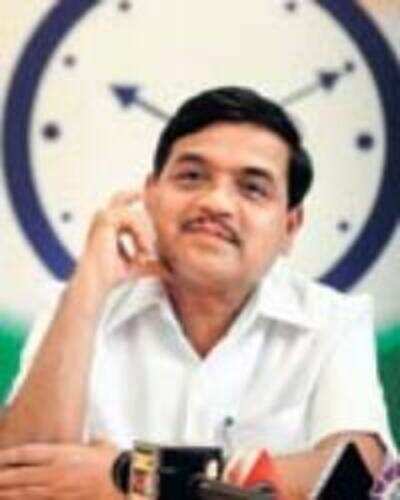 Attention, Mr Patil