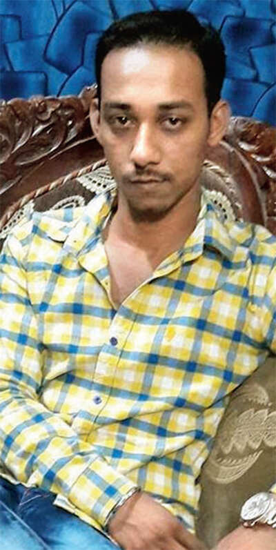 SMSes save man from bar dancer’s false case