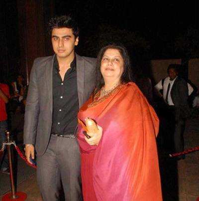 Arjun Kapoor remembers mom Mona Kapoor on her sixth death anniversary